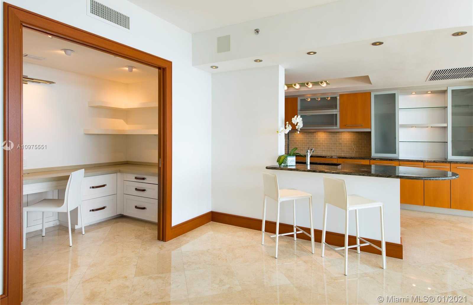 Small Image of 400 ALTON RD #1106, Miami Beach Number 5