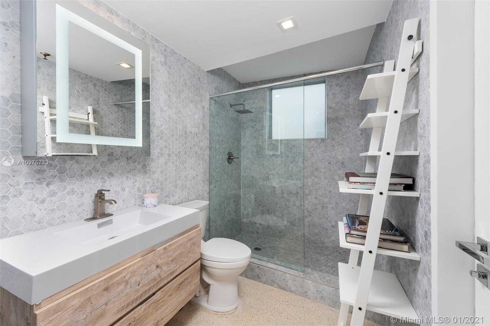 Small Image of 248 WASHINGTON AVE #3, Miami Beach Number 20