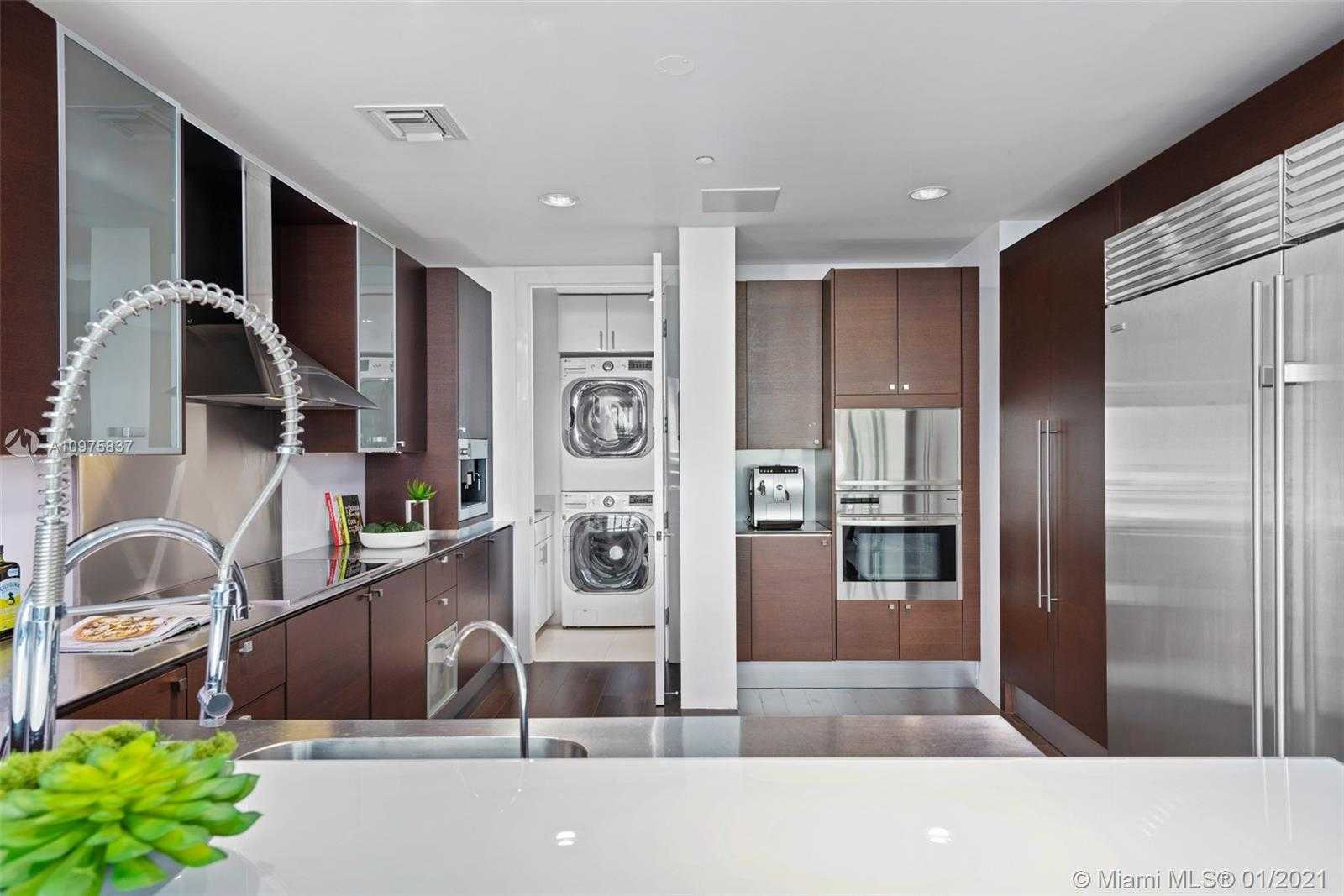 Small Image of 5959 COLLINS AVE #1502, Miami Beach Number 21