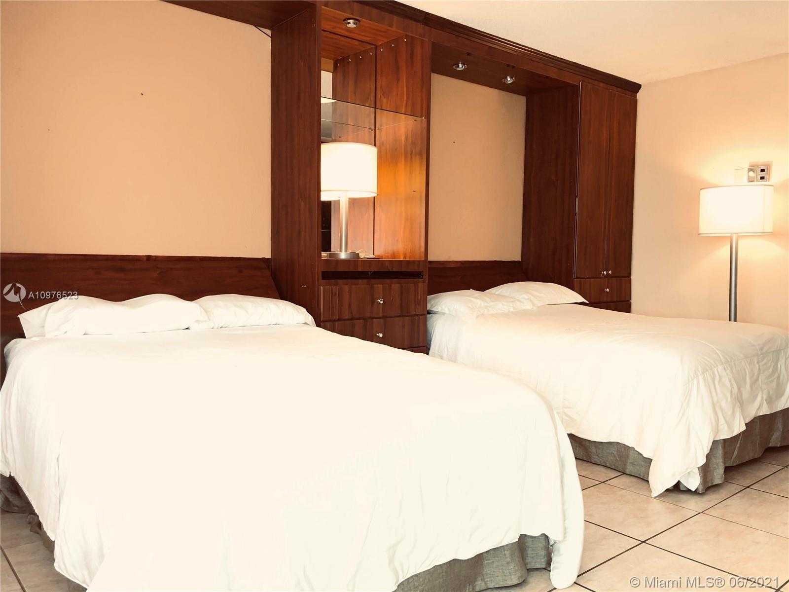 Small Image of 19201 COLLINS AVE #428, Sunny Isles Beach Number 11