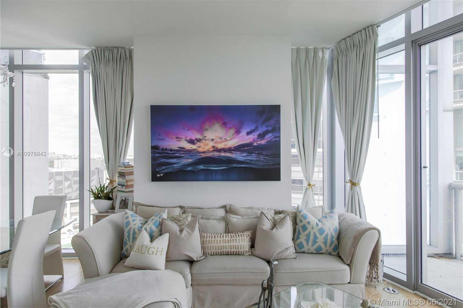 Small Image of 888 BISCAYNE BLVD #1212, Miami Number 17