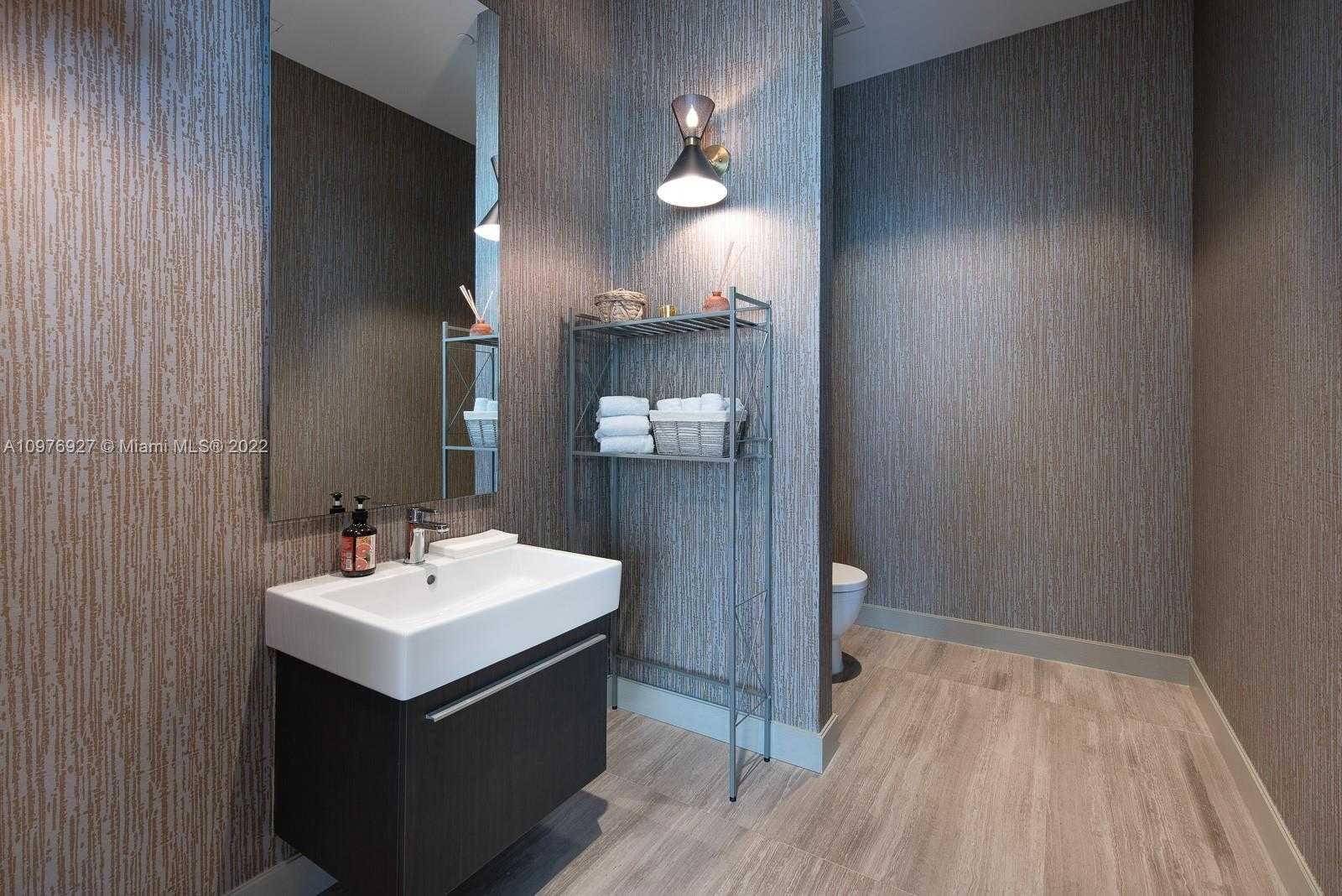 Small Image of 2669 SOUTH BAYSHORE DR #LPH-N, Miami Number 22