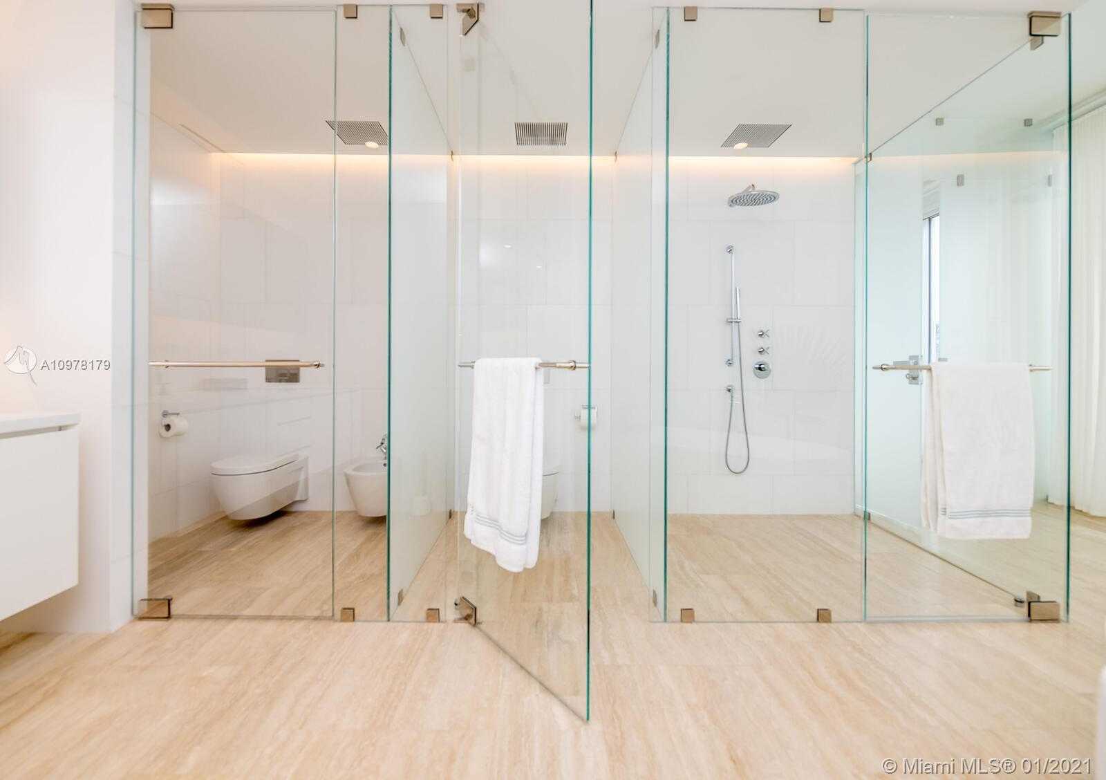 Small Image of 9001 Collins Ave, Surfside, FL 33154, USA Number 25