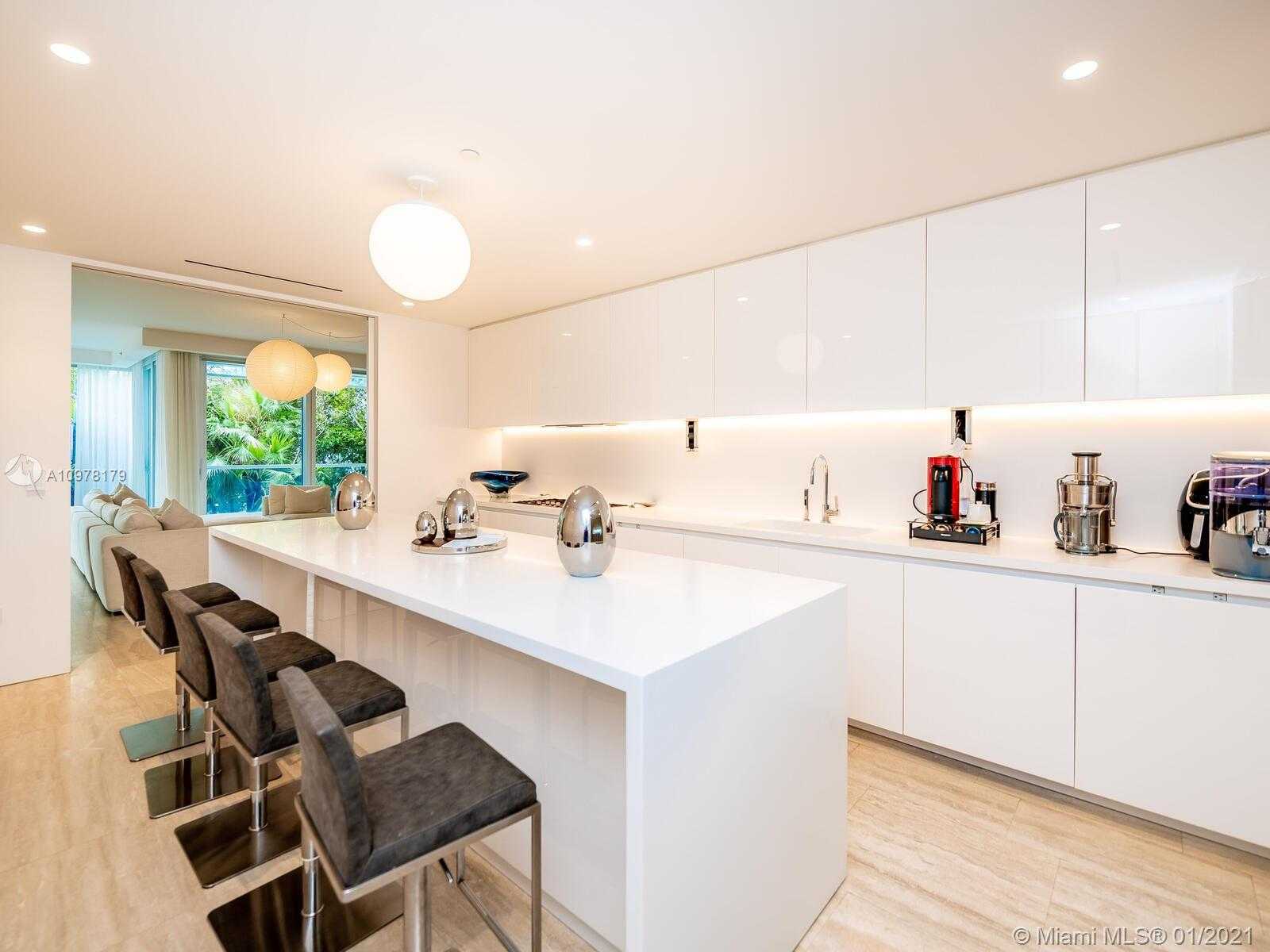 Small Image of 9001 Collins Ave, Surfside, FL 33154, USA Number 40