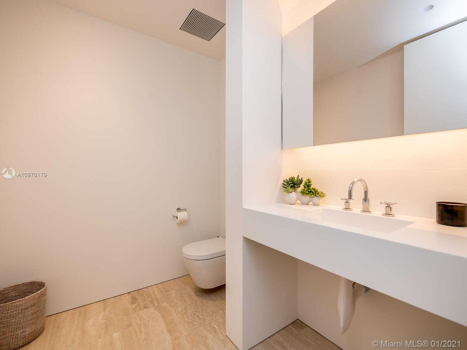 Small Image of 9001 Collins Ave, Surfside, FL 33154, USA Number 61