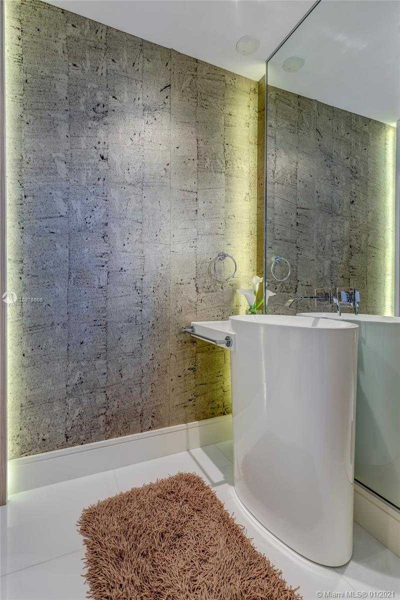 Small Image of 17121 COLLINS AVE #2608, Sunny Isles Beach Number 19