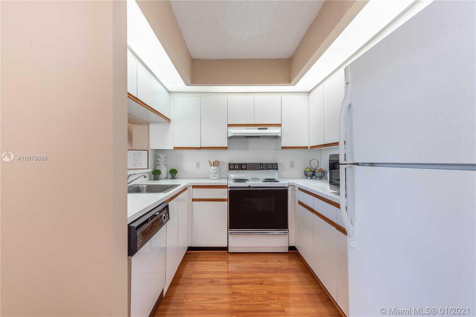 Small Image of 701 SOUTH WEST 128TH AVE #302F, Pembroke Pines Number 10