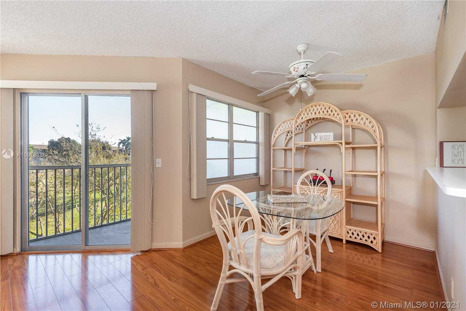 Small Image of 701 SOUTH WEST 128TH AVE #302F, Pembroke Pines Number 11