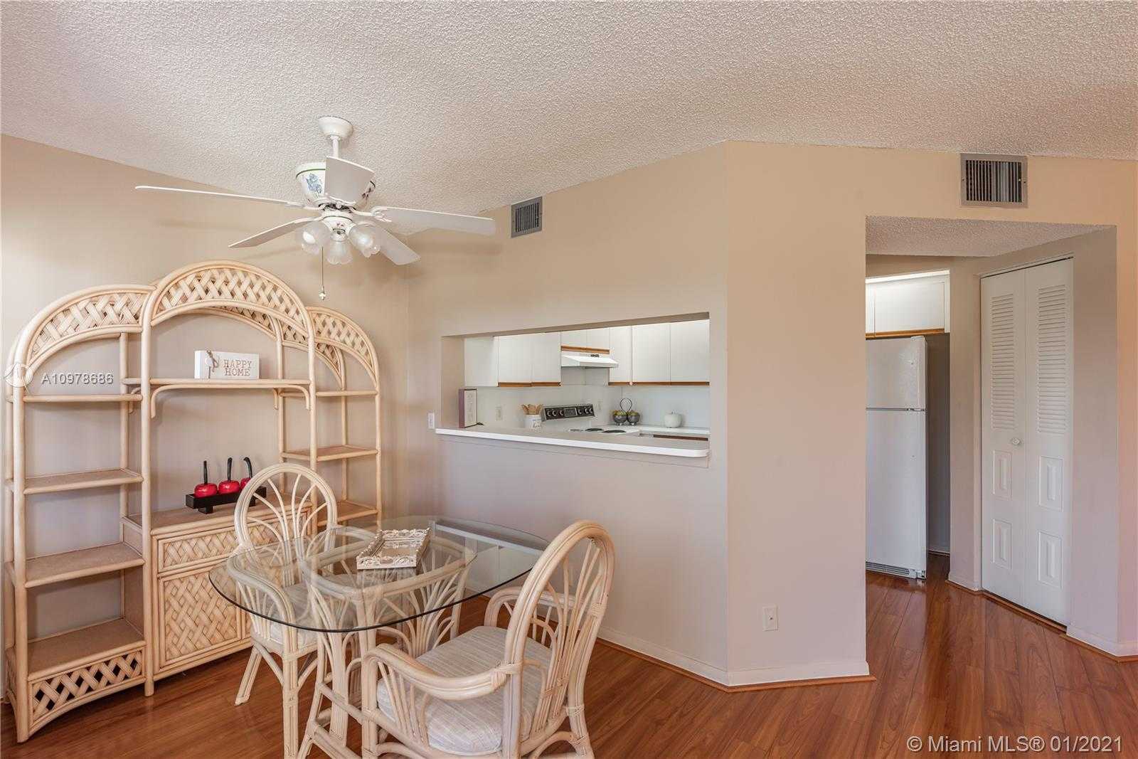 Small Image of 701 SOUTH WEST 128TH AVE #302F, Pembroke Pines Number 13