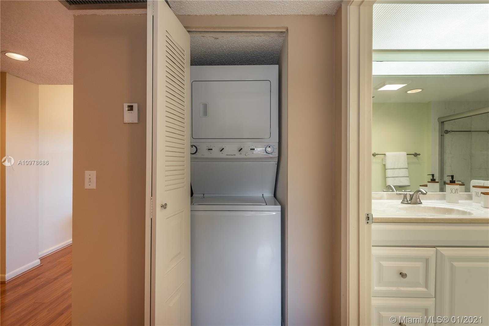 Small Image of 701 SOUTH WEST 128TH AVE #302F, Pembroke Pines Number 17
