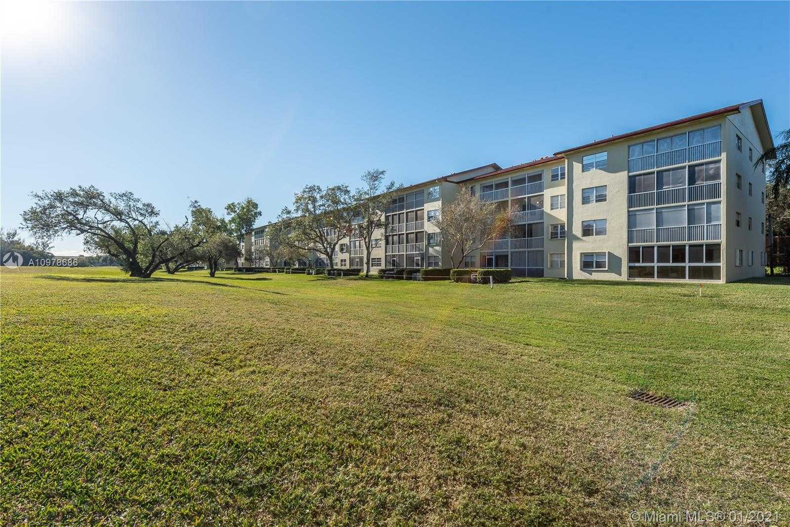 Small Image of 701 SOUTH WEST 128TH AVE #302F, Pembroke Pines Number 22