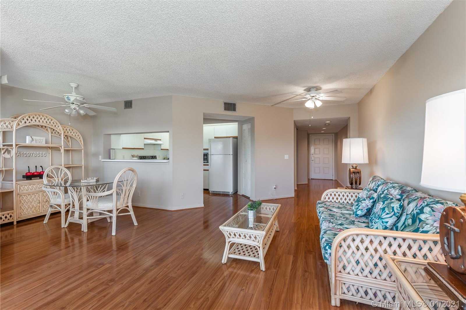 Small Image of 701 SOUTH WEST 128TH AVE #302F, Pembroke Pines Number 3