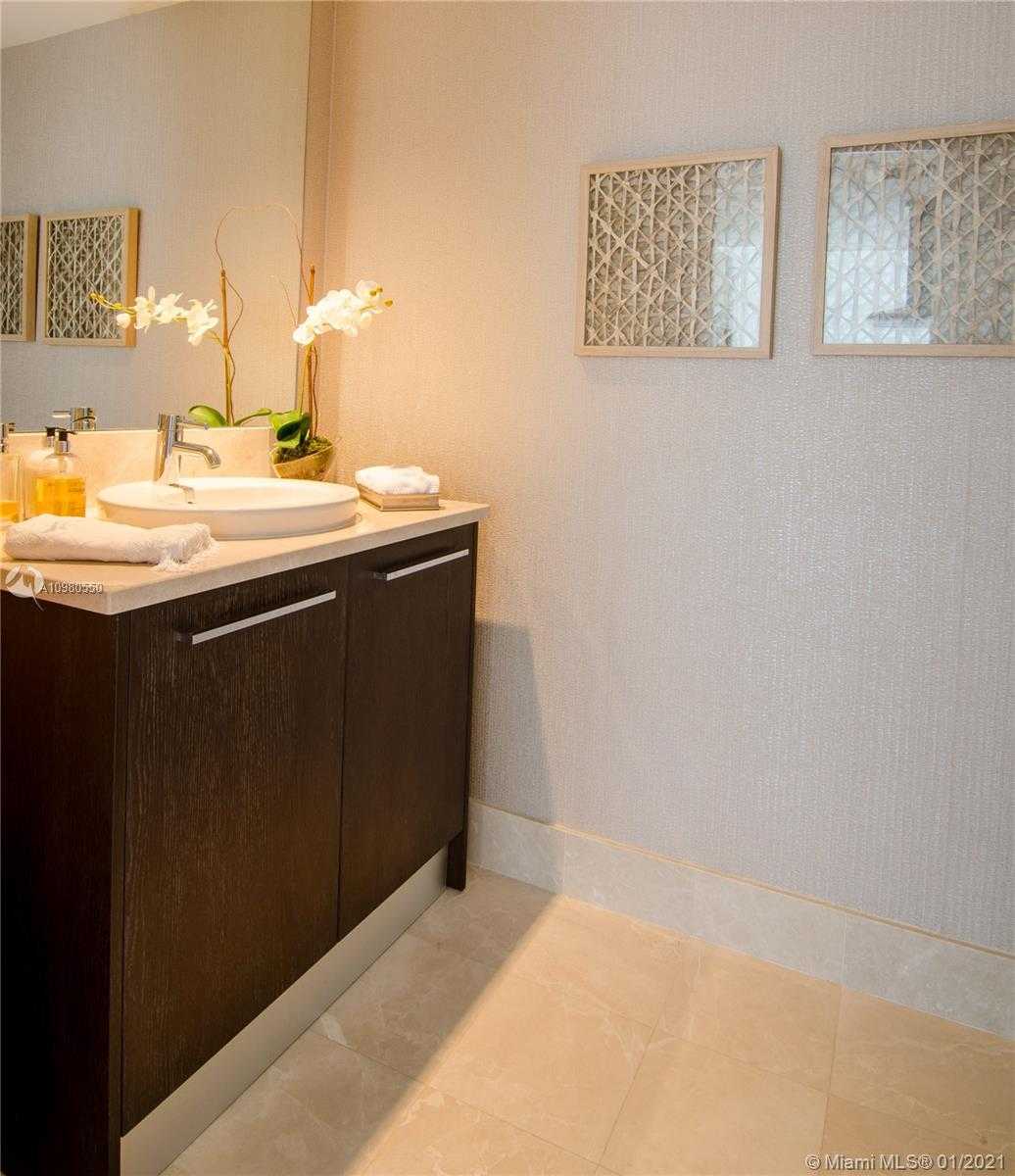 Small Image of 17121 COLLINS AVE #2601, Sunny Isles Beach Number 9