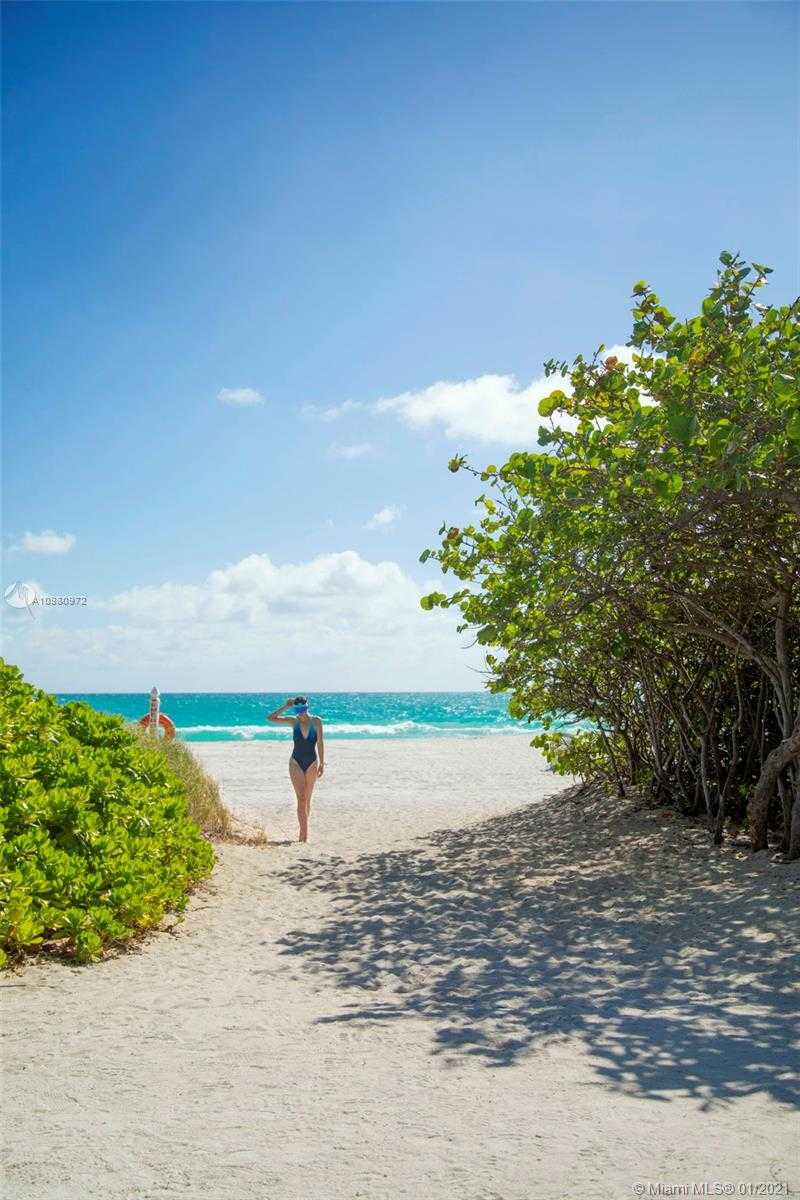 Small Image of 8955 COLLINS AVE #LPH, Surfside Number 29