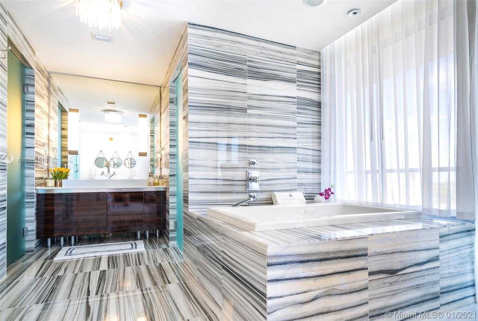Small Image of 3737 COLLINS AVE #S1401, Miami Beach Number 16
