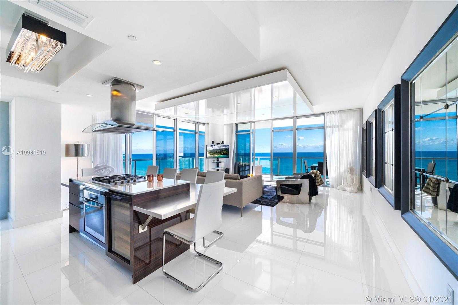 Small Image of 3737 COLLINS AVE #S1401, Miami Beach Number 3