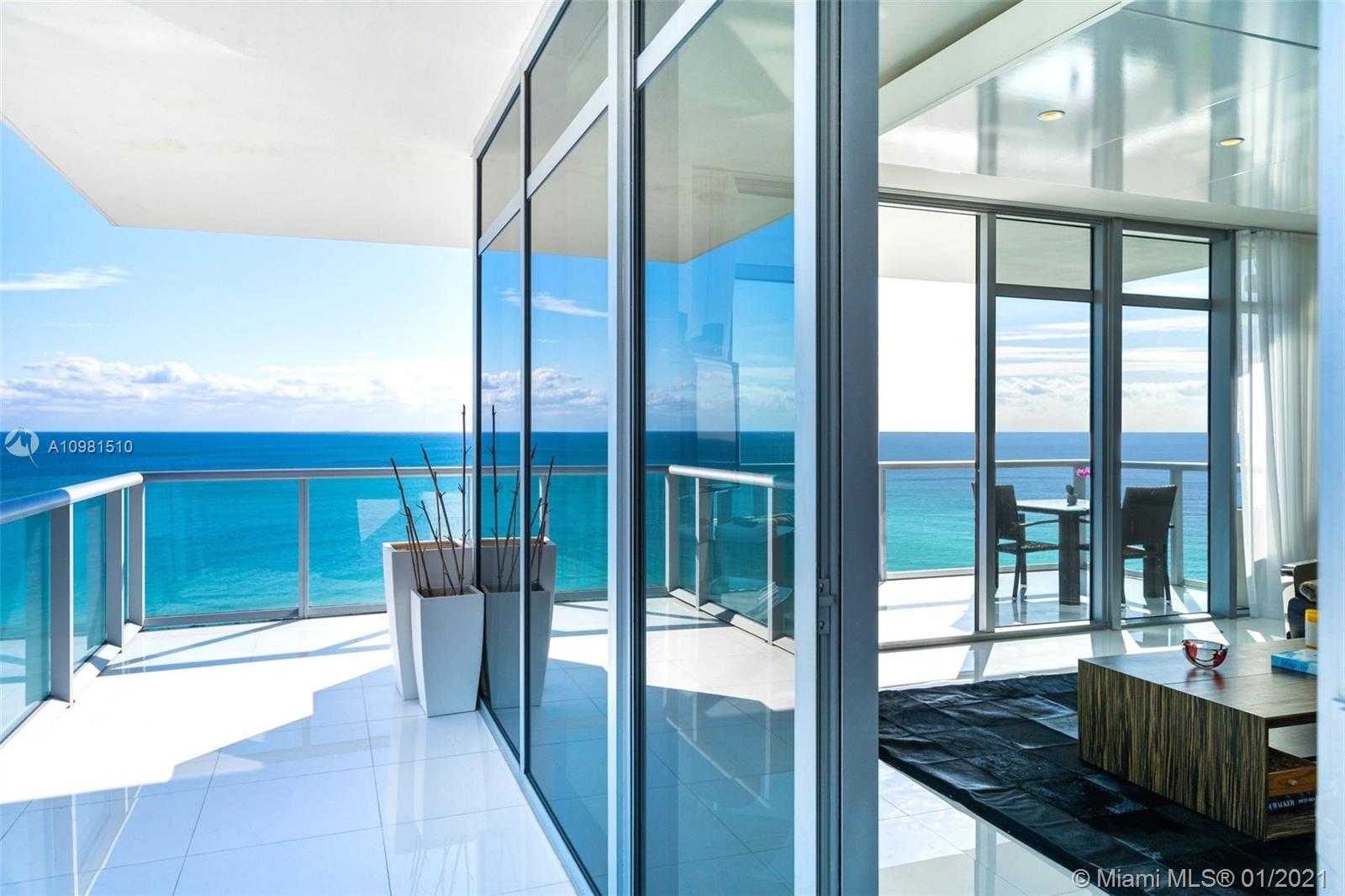 Small Image of 3737 COLLINS AVE #S1401, Miami Beach Number 9