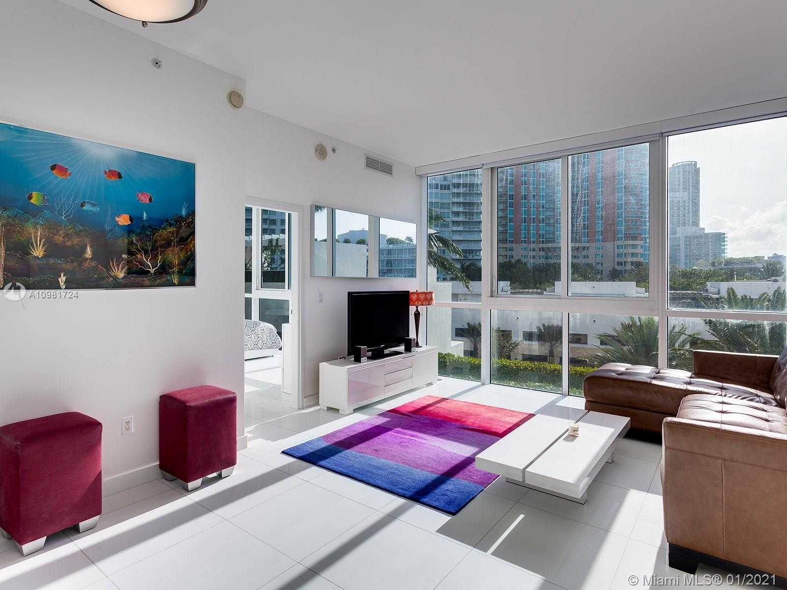 Small Image of 50 SOUTH POINTE DR #609, Miami Beach Number 3
