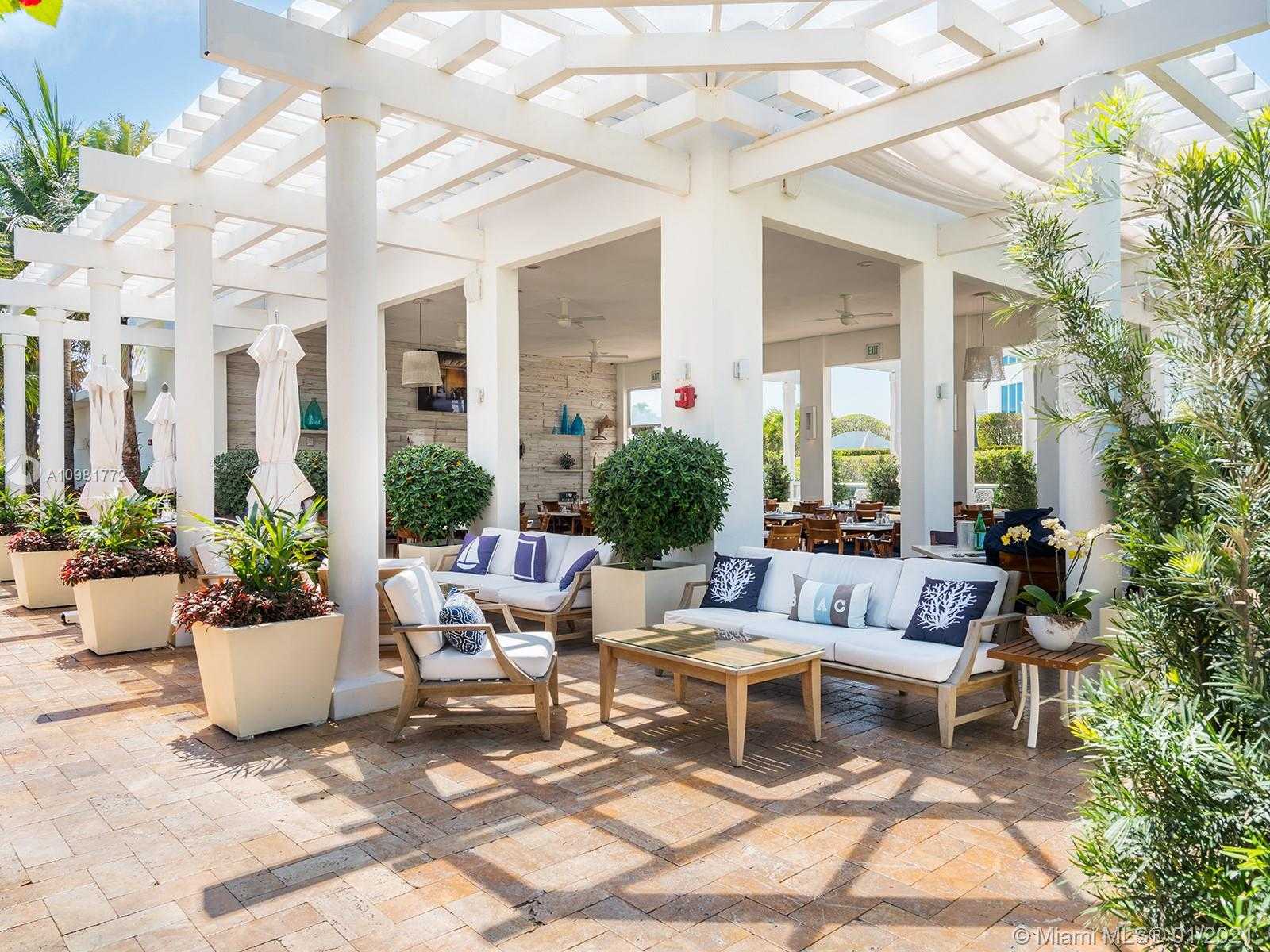 Small Image of 50 SOUTH POINTE DR #1207, Miami Beach Number 19