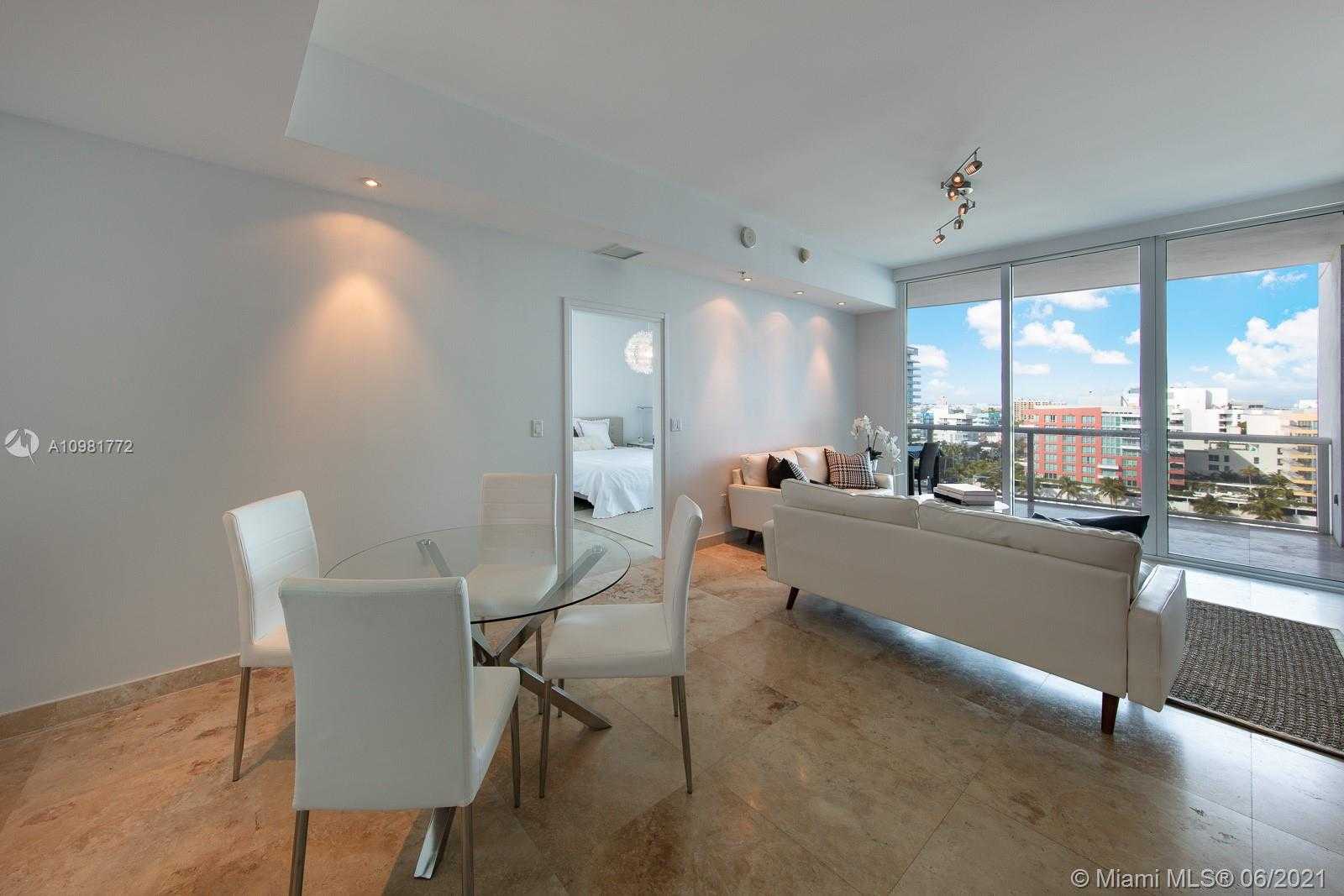 Small Image of 50 SOUTH POINTE DR #1207, Miami Beach Number 2