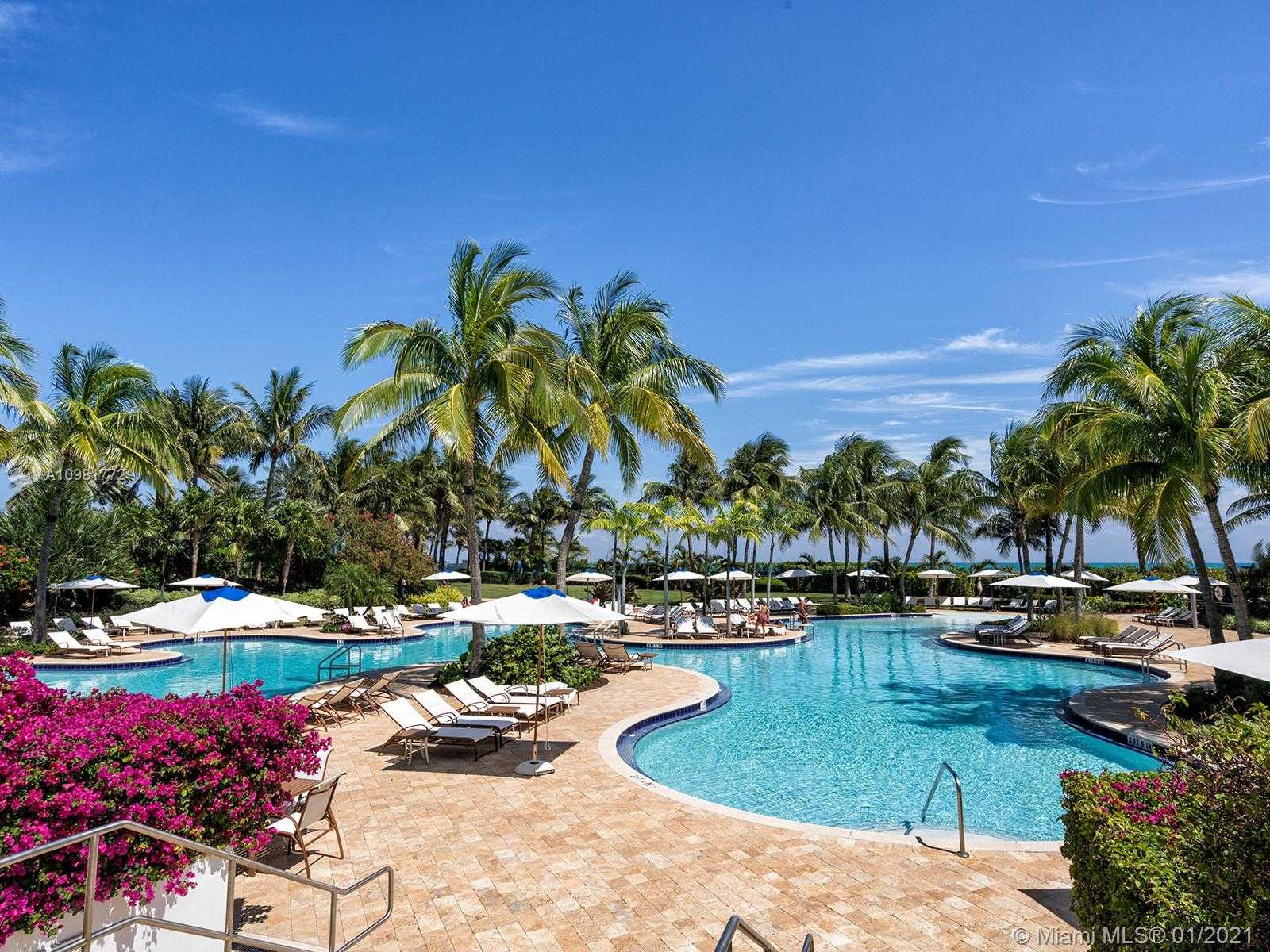 Small Image of 50 SOUTH POINTE DR #1207, Miami Beach Number 21