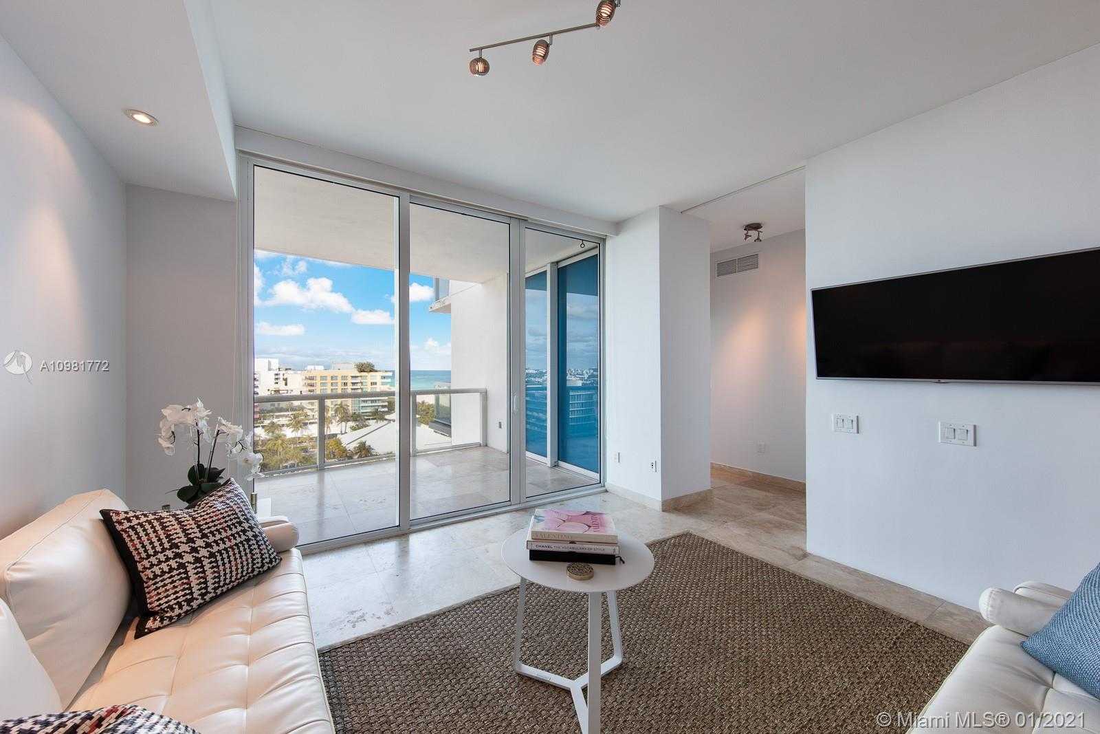 Small Image of 50 SOUTH POINTE DR #1207, Miami Beach Number 3