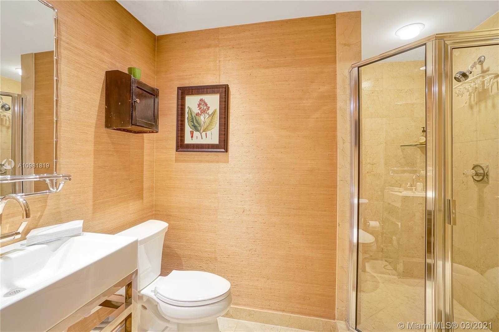Small Image of 808 BRICKELL KEY DR #1006, Miami Number 16
