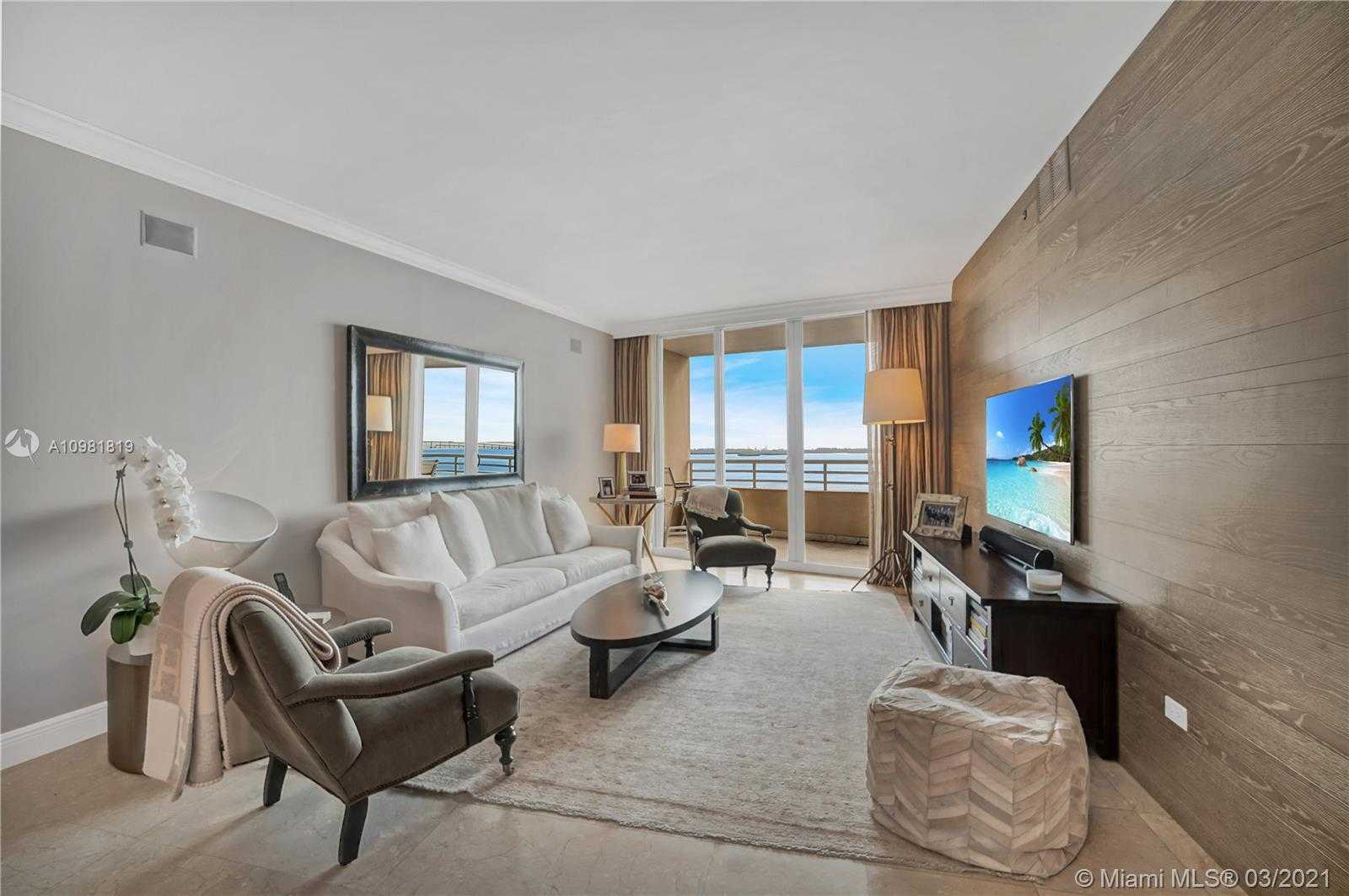 Small Image of 808 BRICKELL KEY DR #1006, Miami Number 2