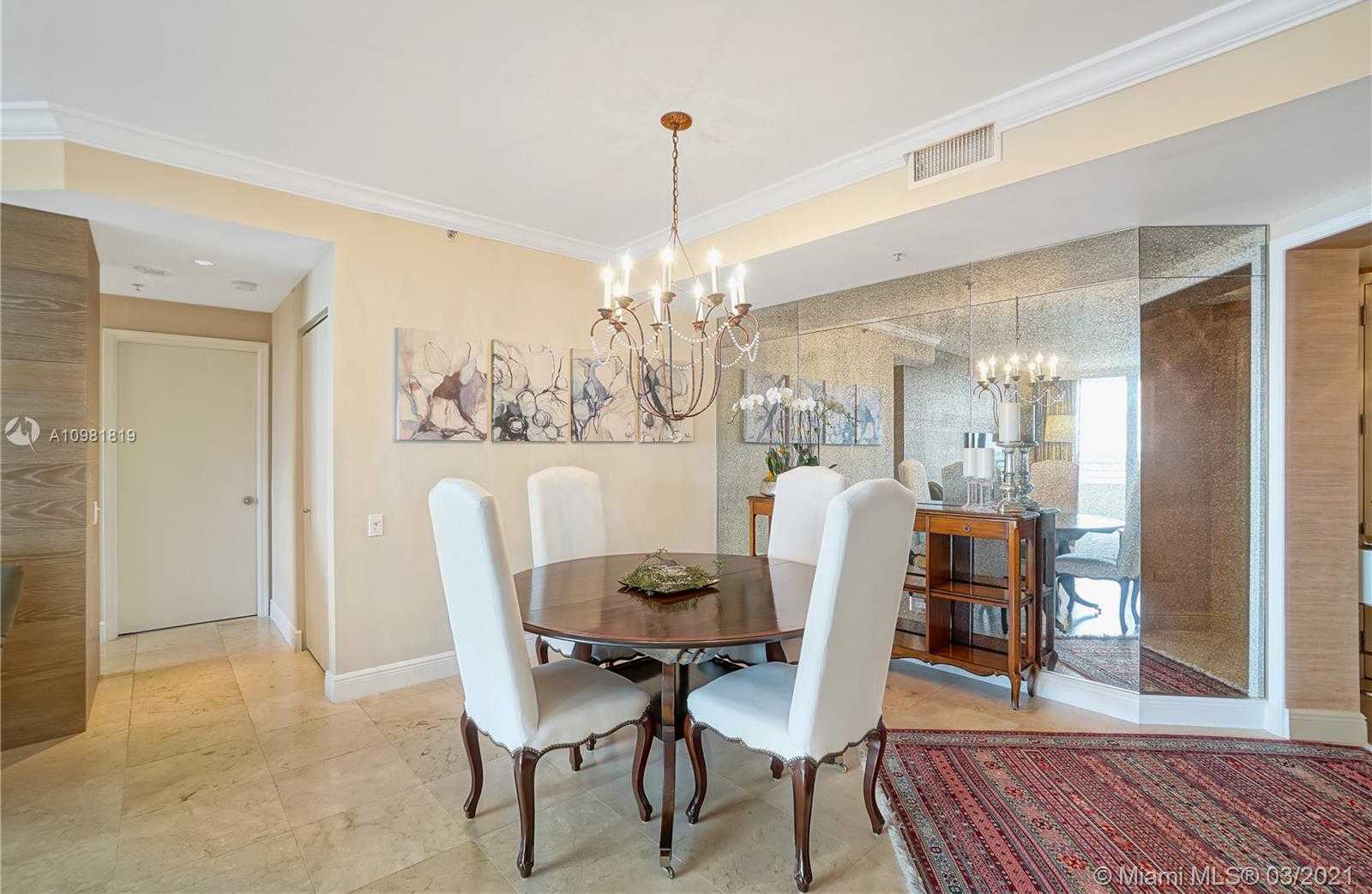 Small Image of 808 BRICKELL KEY DR #1006, Miami Number 3