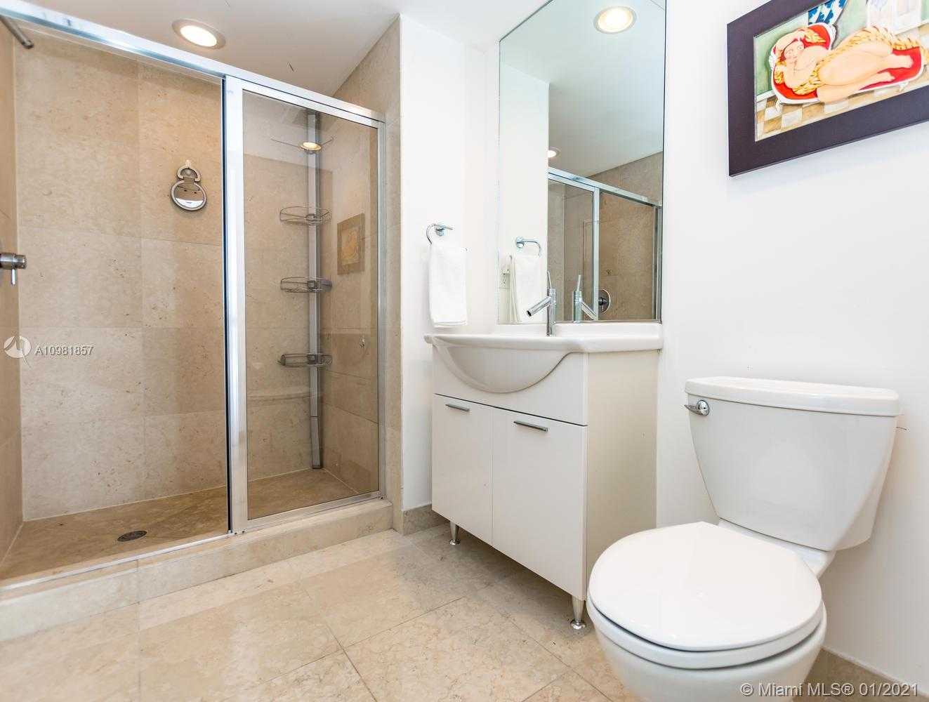 Small Image of 465 BRICKELL AVE #3901, Miami Number 16