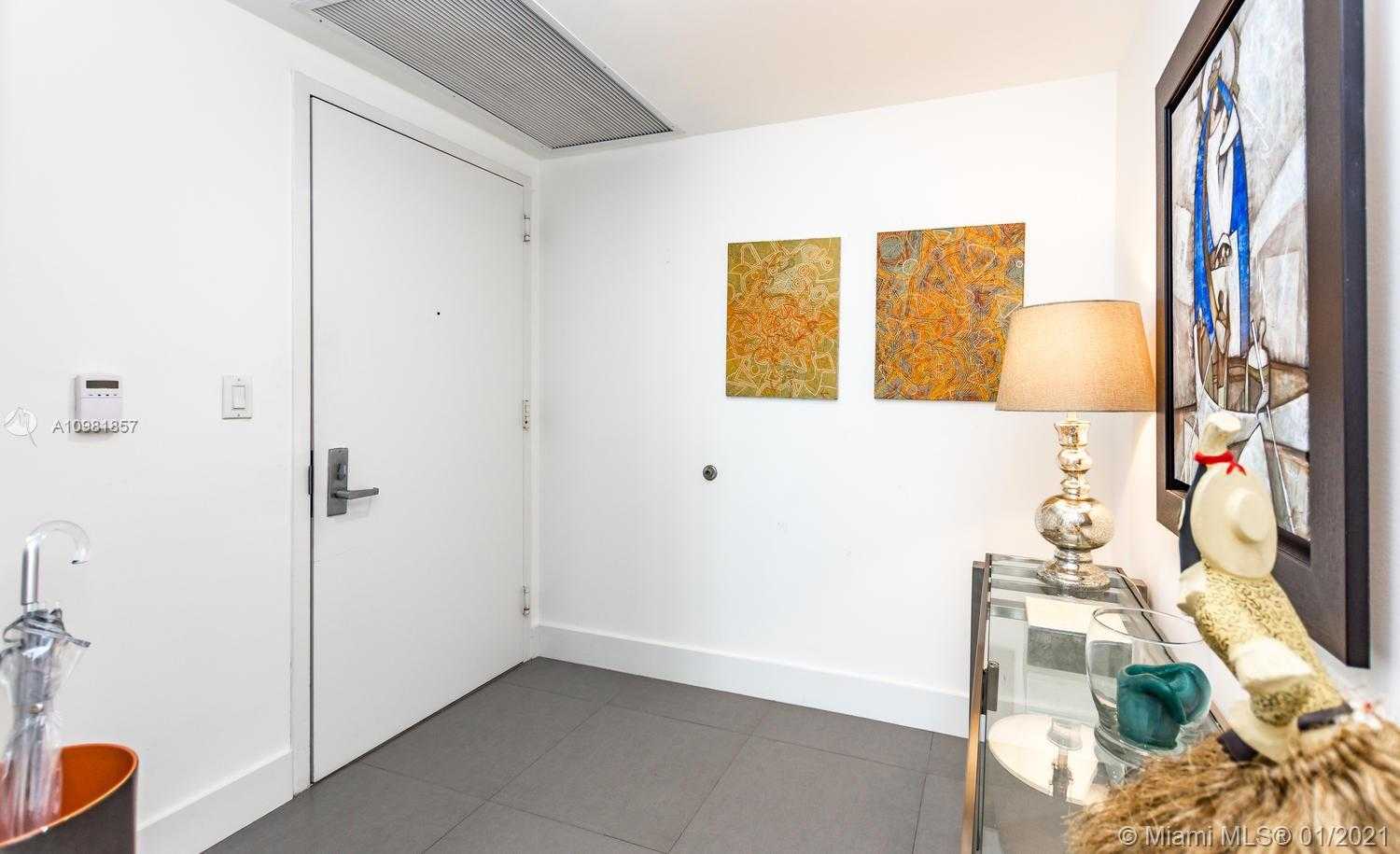 Small Image of 465 BRICKELL AVE #3901, Miami Number 2