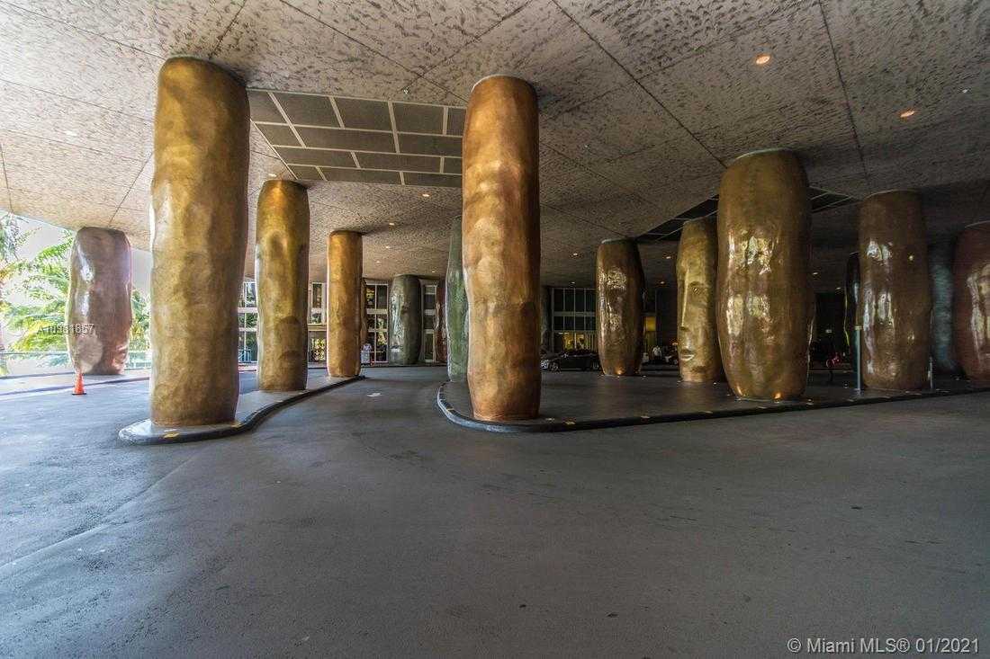 Small Image of 465 BRICKELL AVE #3901, Miami Number 26