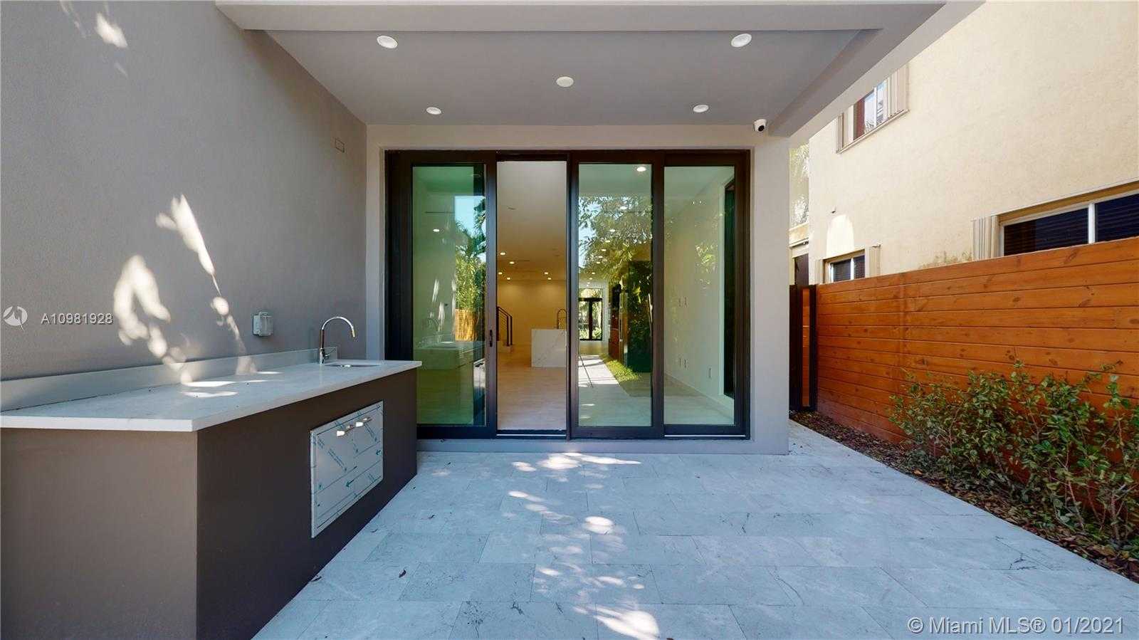 Small Image of 3118 GIFFORD LN #3118, Miami Number 16