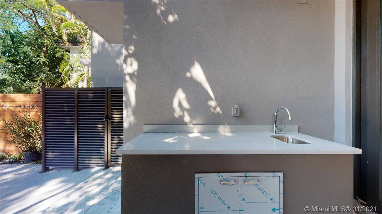 Small Image of 3118 GIFFORD LN #3118, Miami Number 18