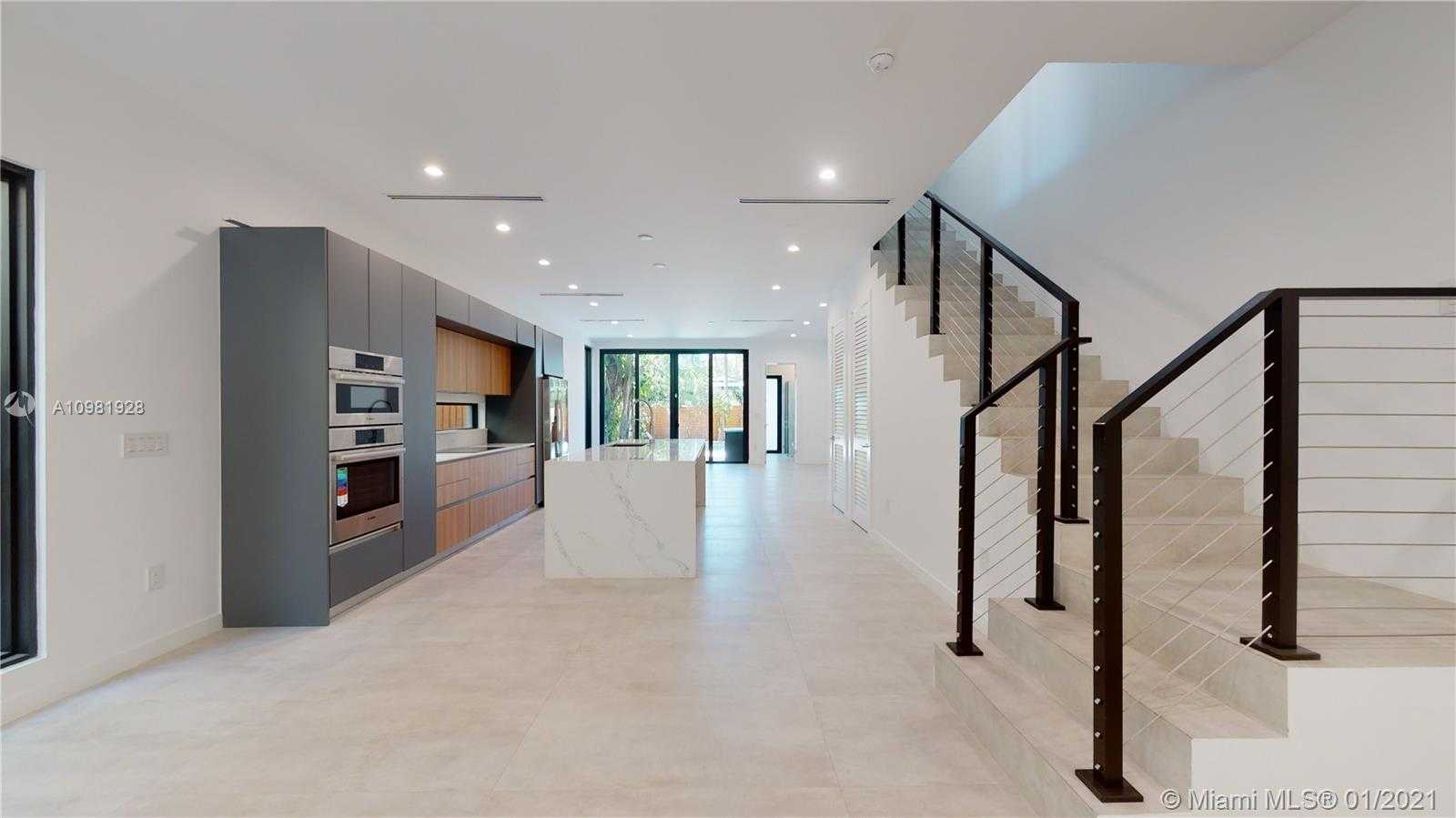 Small Image of 3118 GIFFORD LN #3118, Miami Number 2