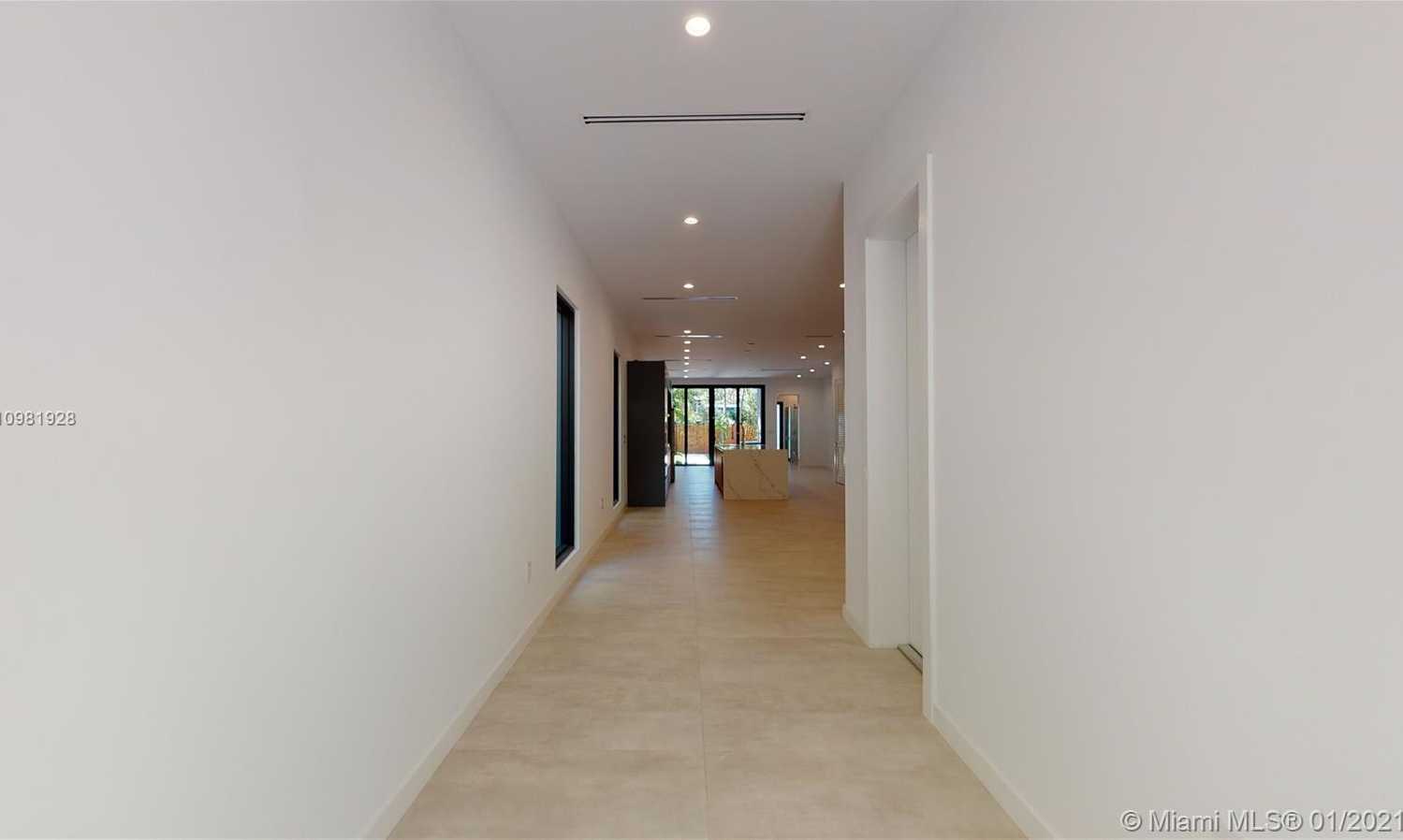 Small Image of 3118 GIFFORD LN #3118, Miami Number 20