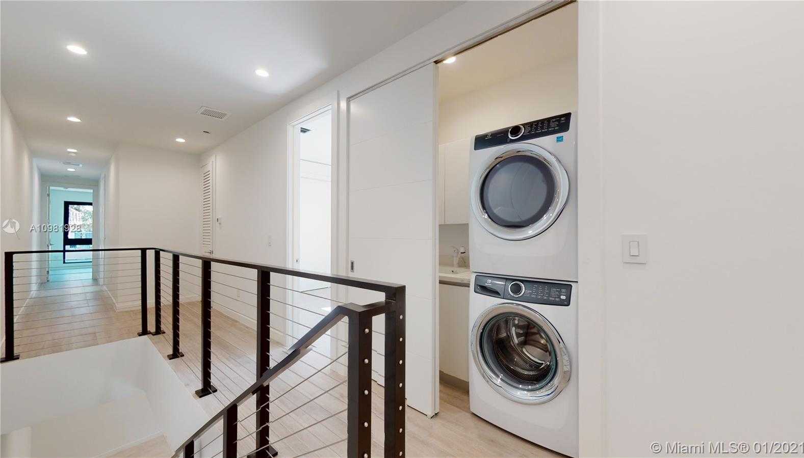 Small Image of 3118 GIFFORD LN #3118, Miami Number 25