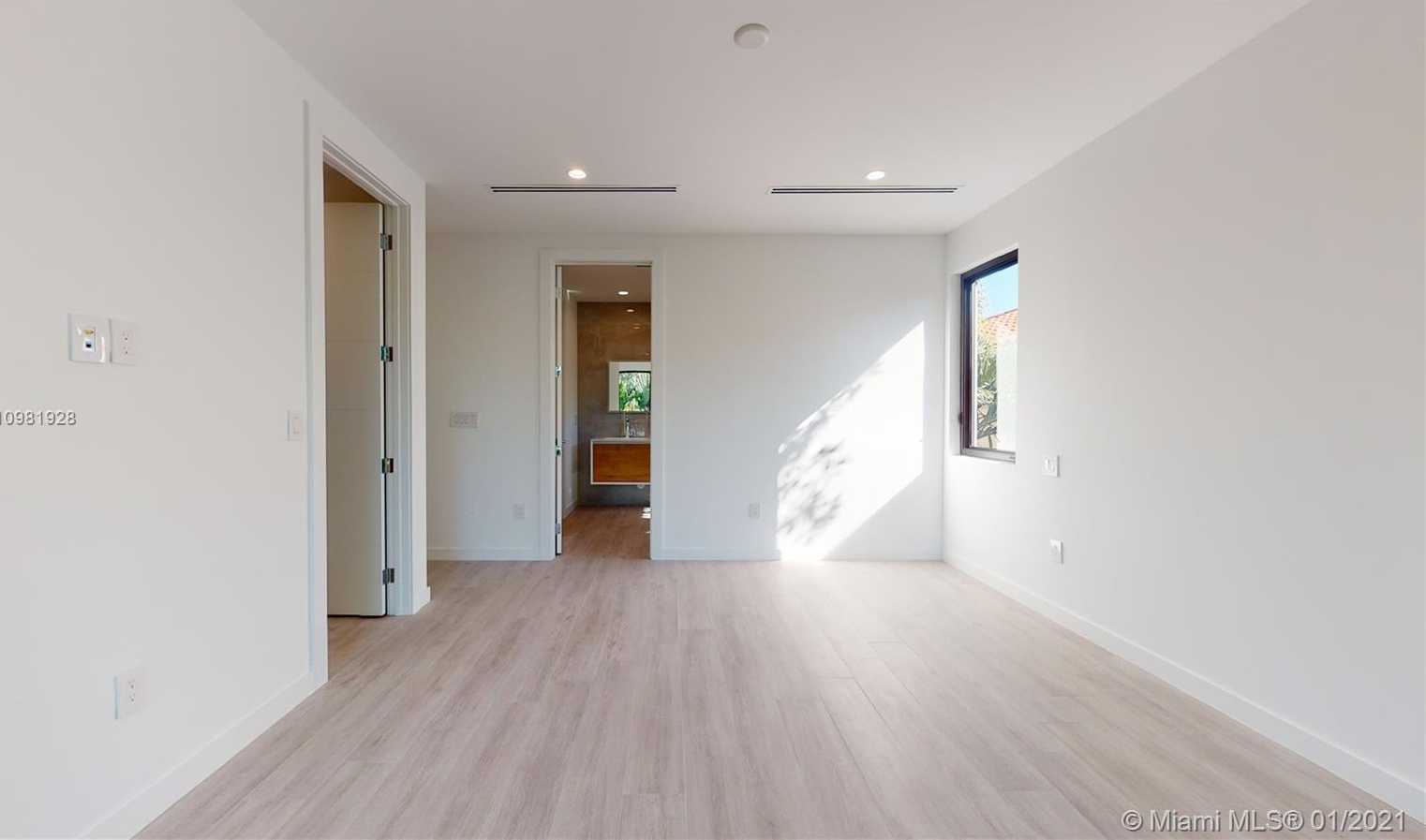 Small Image of 3118 GIFFORD LN #3118, Miami Number 29