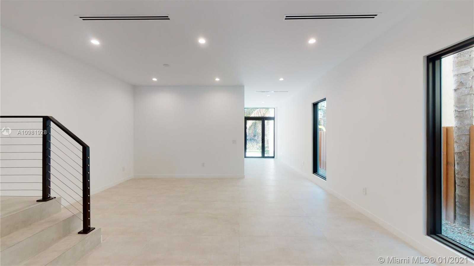 Small Image of 3118 GIFFORD LN #3118, Miami Number 3