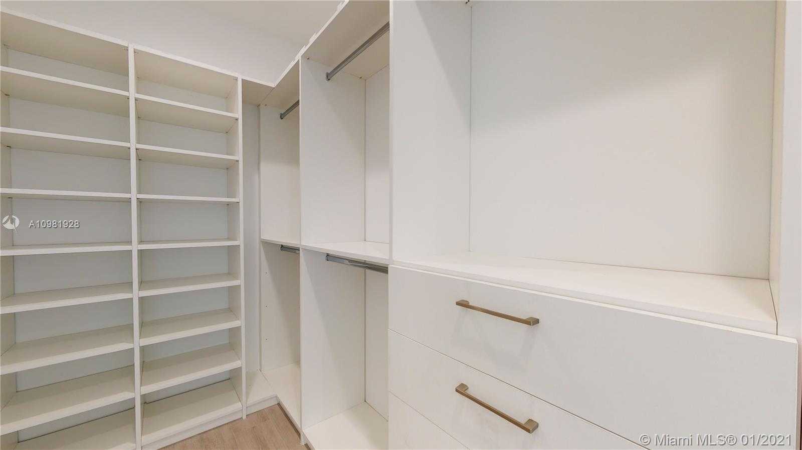 Small Image of 3118 GIFFORD LN #3118, Miami Number 30