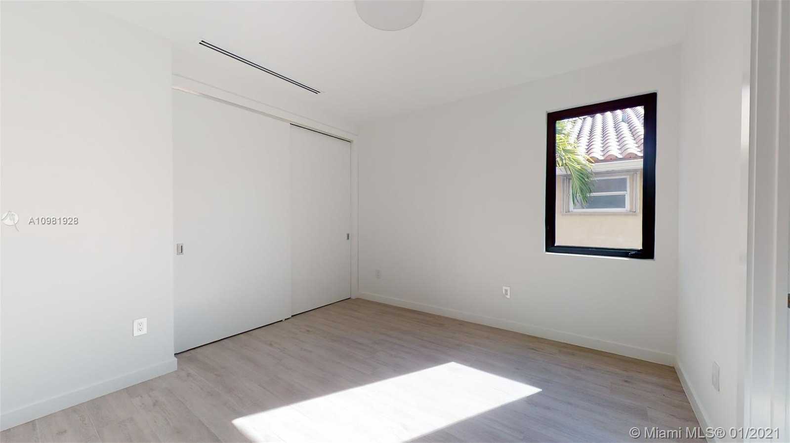 Small Image of 3118 GIFFORD LN #3118, Miami Number 35