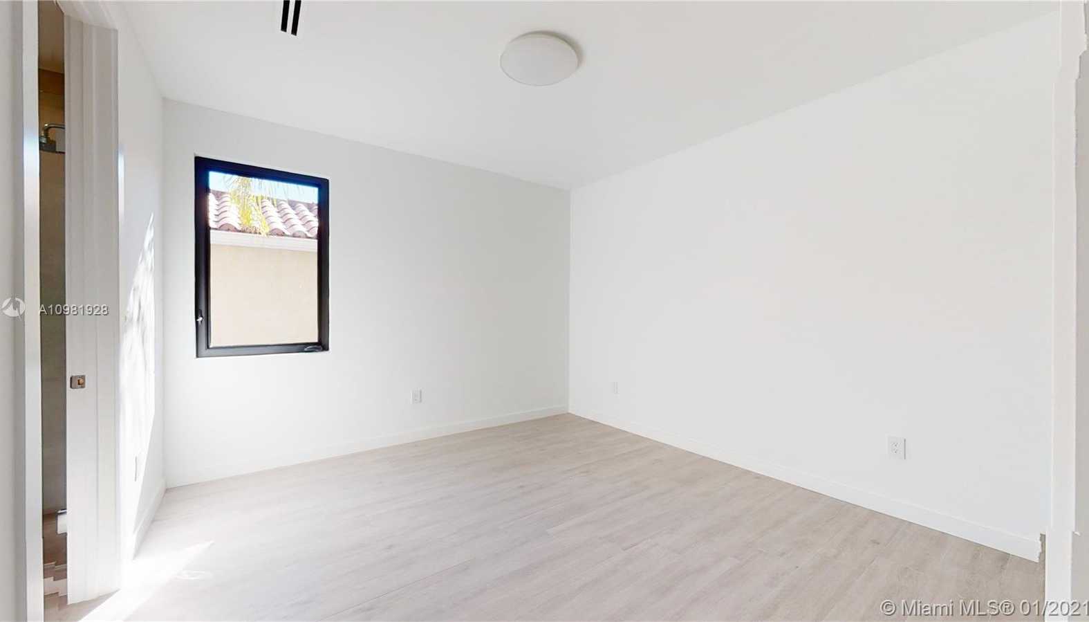 Small Image of 3118 GIFFORD LN #3118, Miami Number 37