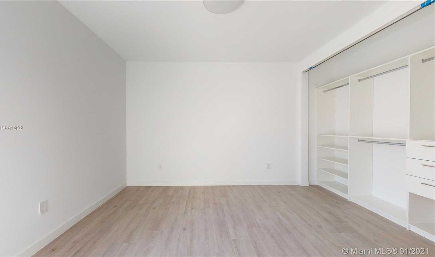 Small Image of 3118 GIFFORD LN #3118, Miami Number 39