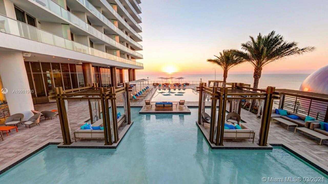 Small Image of 4111 S Ocean Dr, Hollywood, FL 33019, USA Number 15