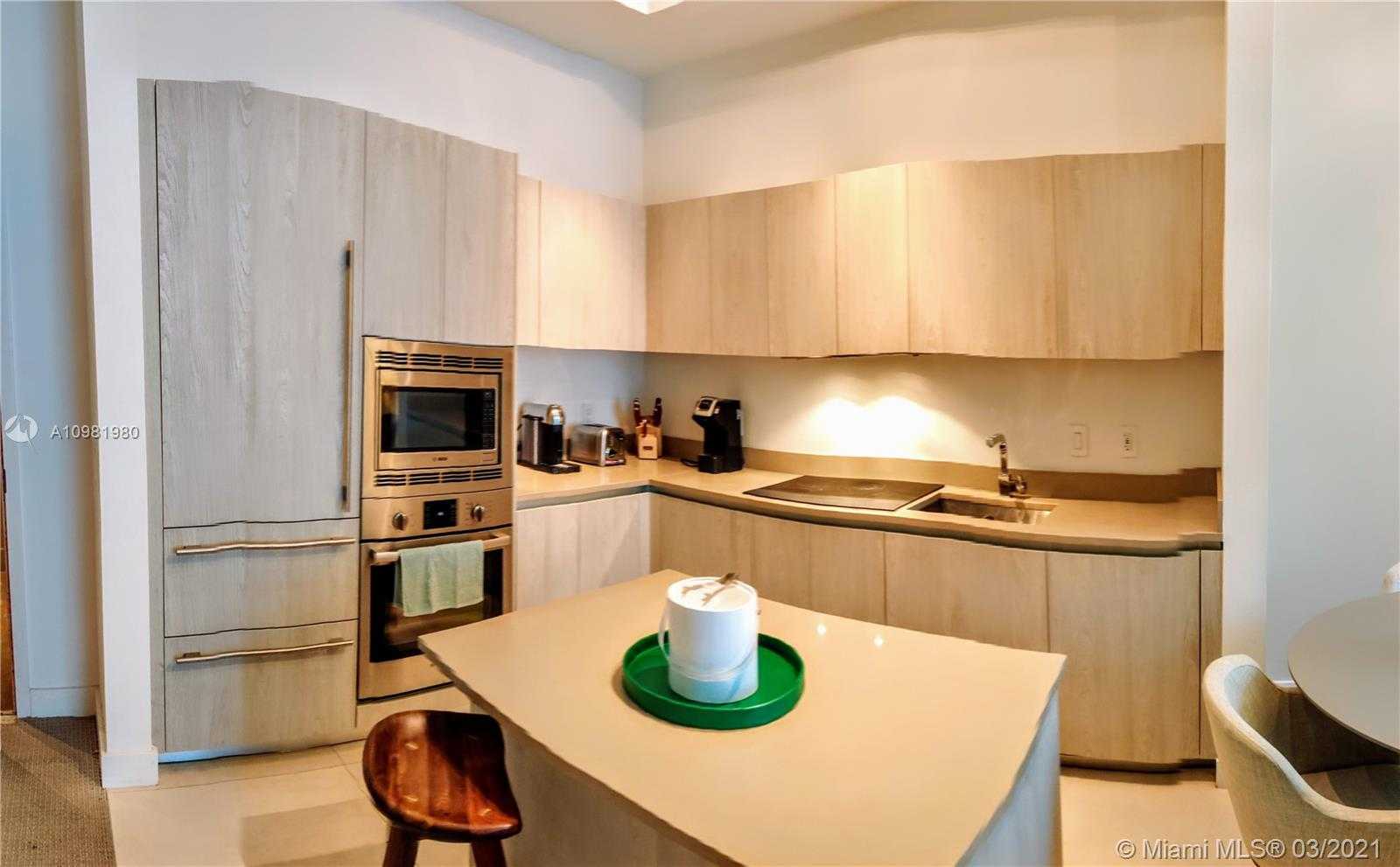 Small Image of 4111 S Ocean Dr, Hollywood, FL 33019, USA Number 6