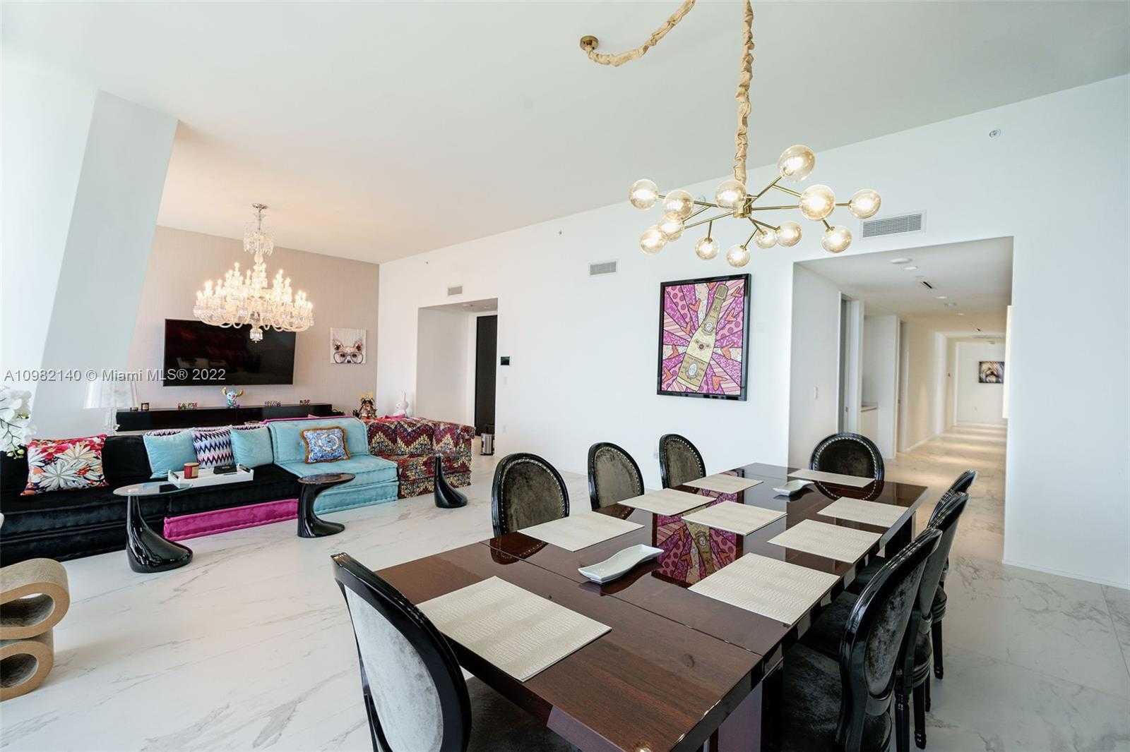 Small Image of 1000 BISCAYNE #4902, Miami Number 18