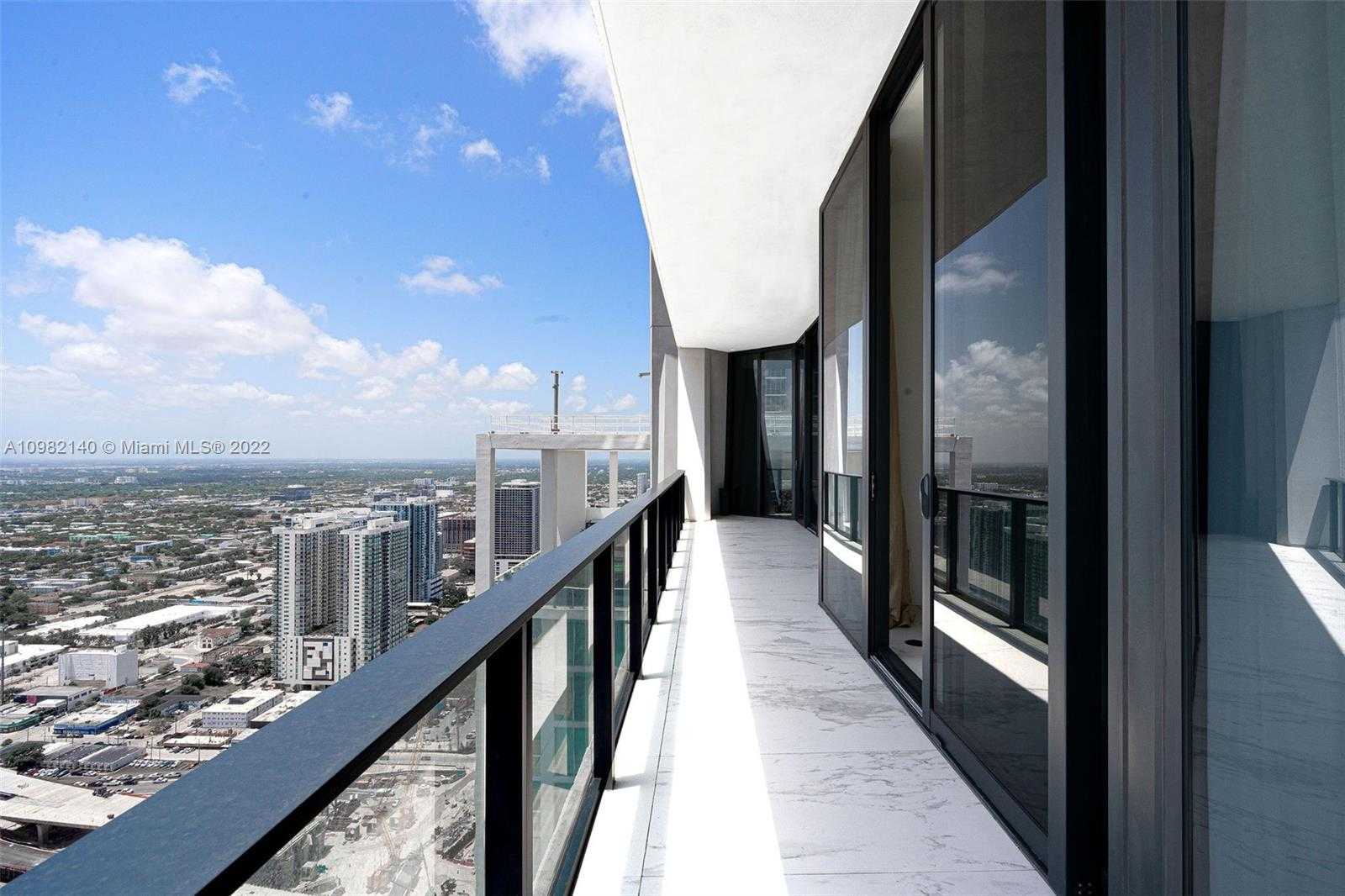 Small Image of 1000 BISCAYNE #4902, Miami Number 3