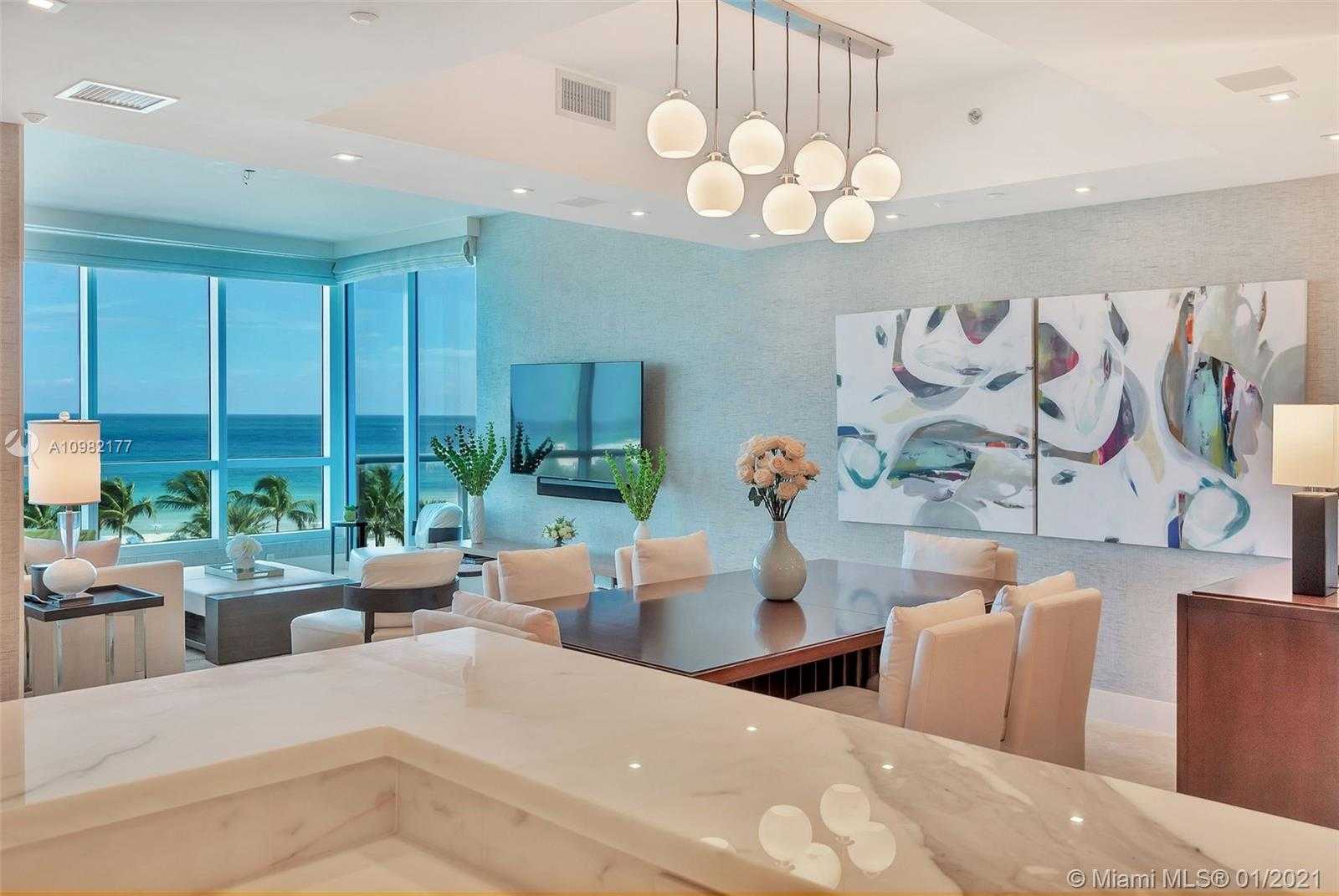 Small Image of 100 SOUTH POINTE DR #707, Miami Beach Number 13