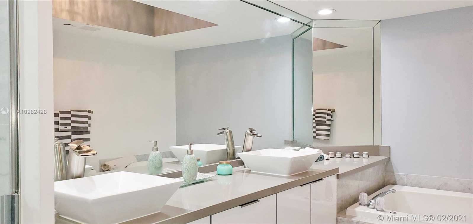 Small Image of 16485 COLLINS AVE #1232, Sunny Isles Beach Number 18