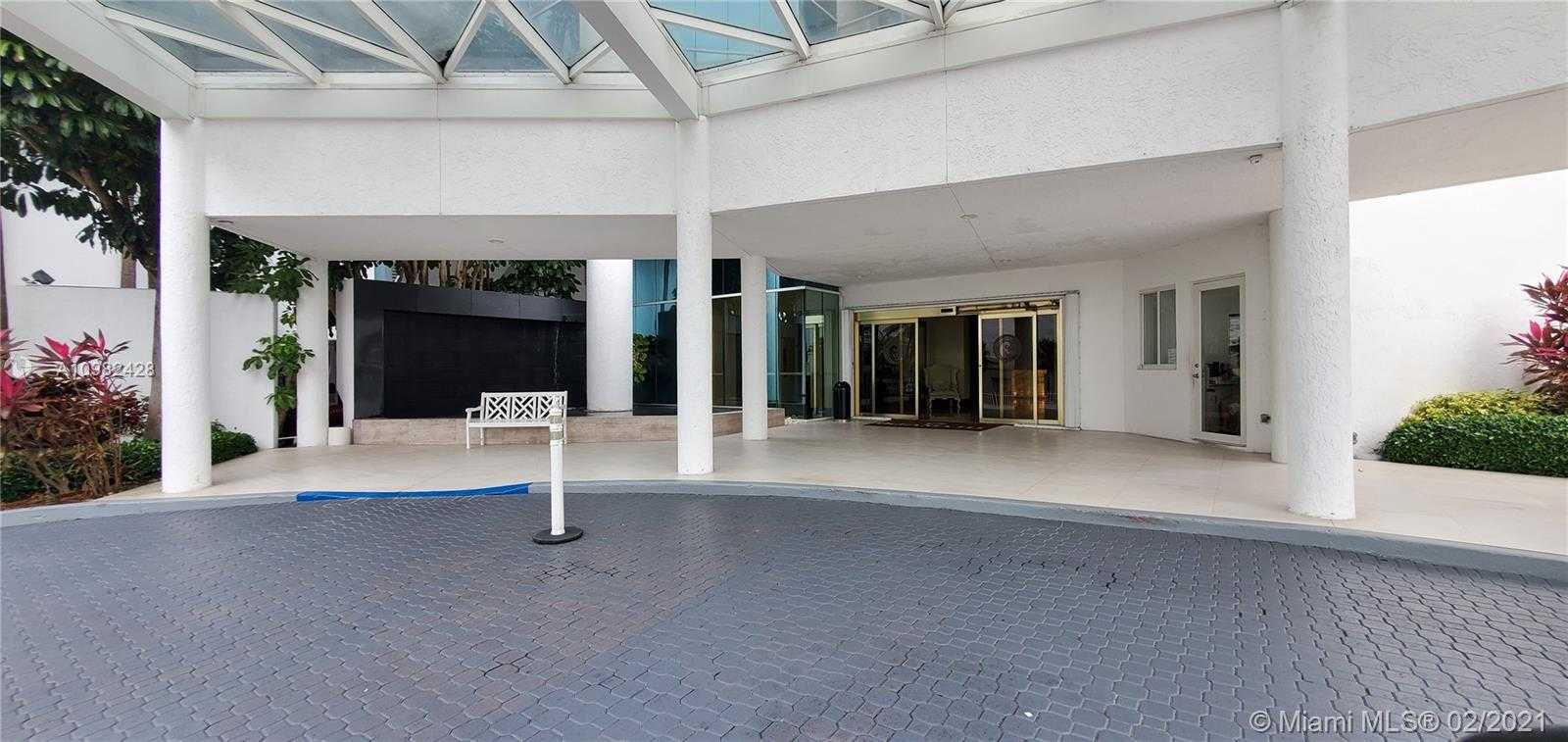 Small Image of 16485 COLLINS AVE #1232, Sunny Isles Beach Number 3